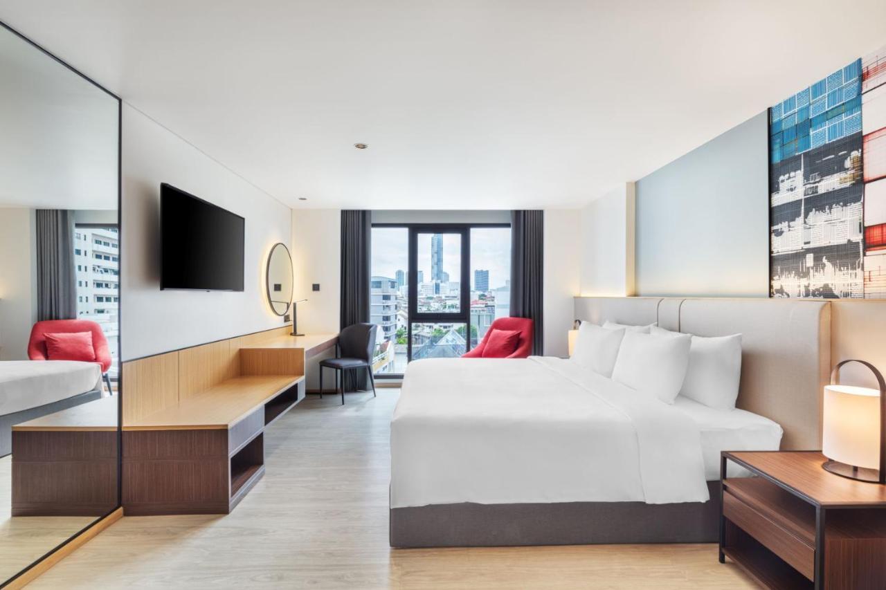 Best Western Click Sathorn 11 Bangkok Bagian luar foto