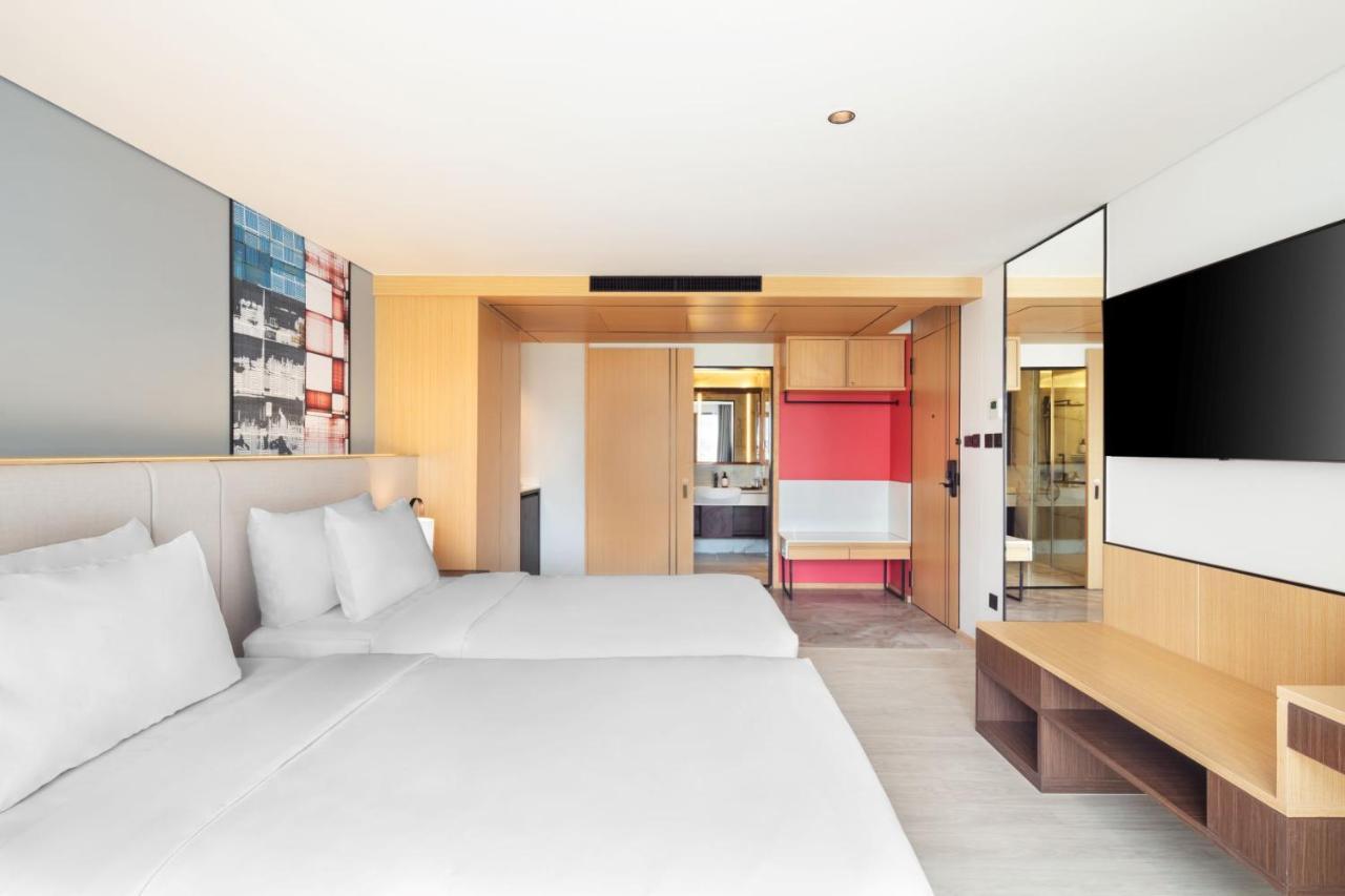 Best Western Click Sathorn 11 Bangkok Bagian luar foto